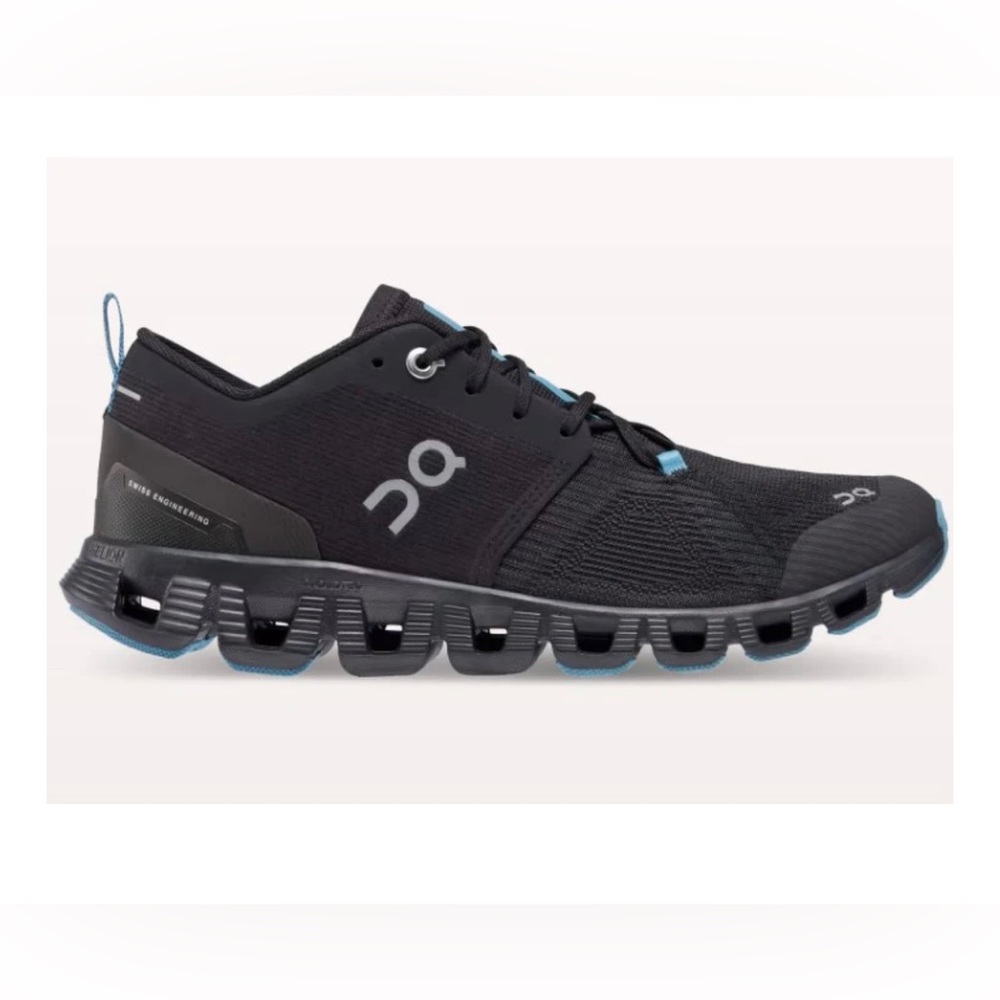 ON CLOUD Cloud X Shift Sneaker